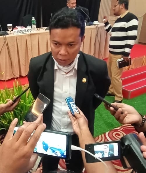 Ketua KPU Bukittinggi Heldo Aura